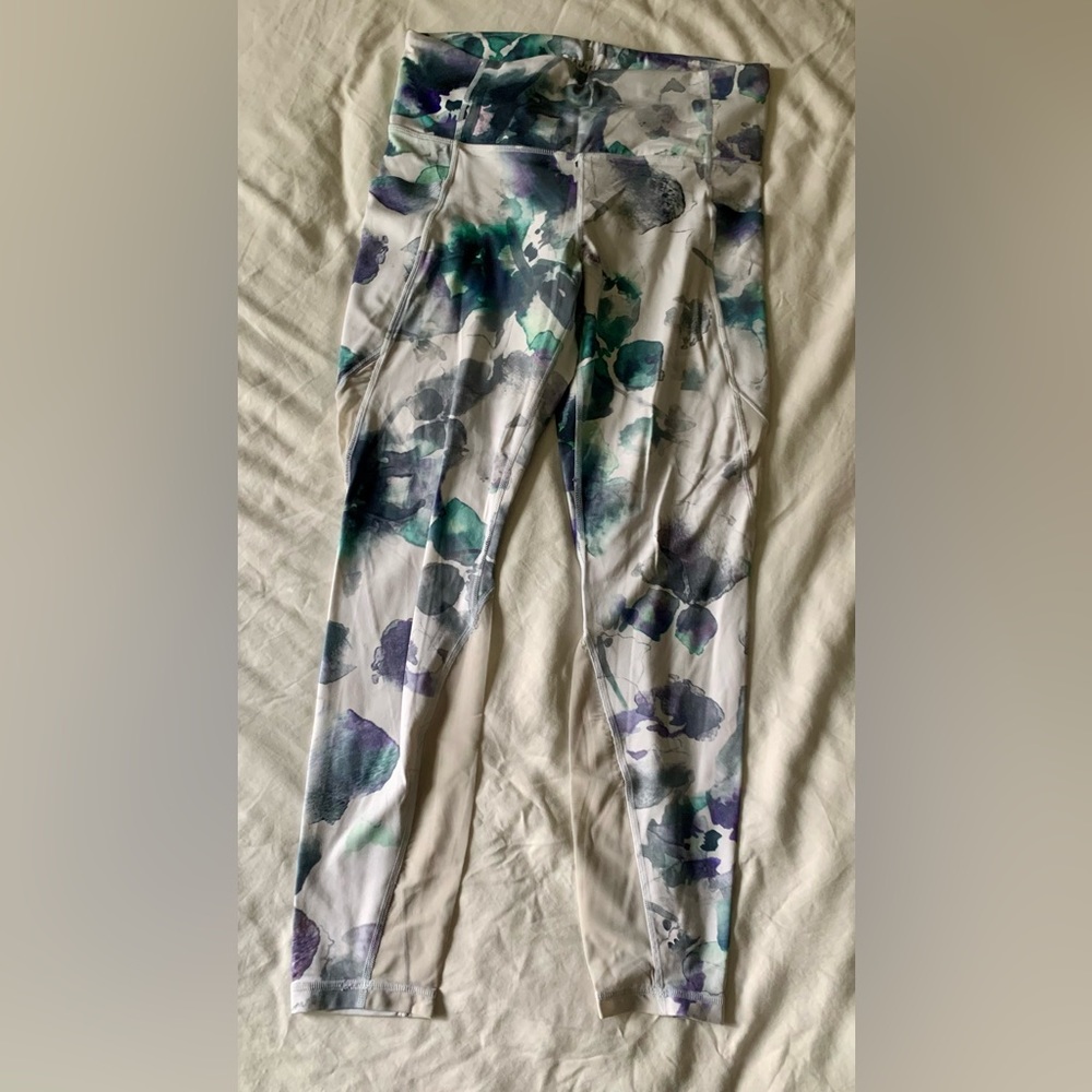Athleta Floral Salutation Leggings